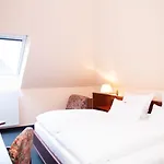 Hotel Lonac Duisburg