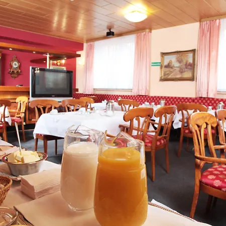 Lonac Hotel 3*