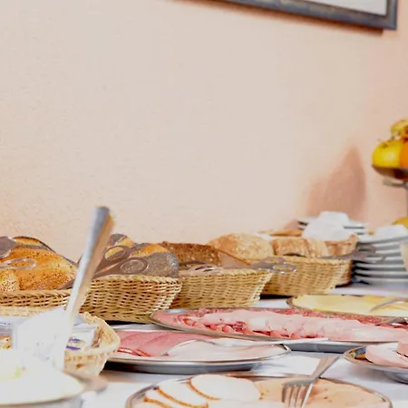 Lonac Ξενοδοχείο 3*