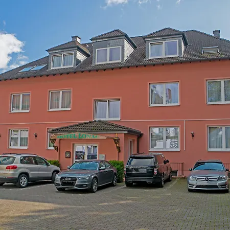 Lonac 3* Ντούισμπουργκ