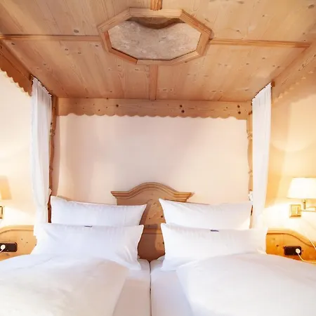 Hotel Lonac 3*