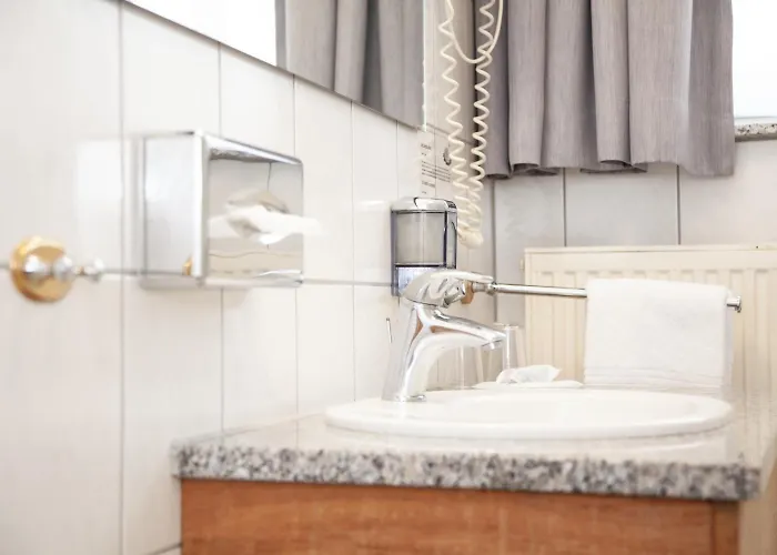 隆纳克酒店 酒店 3*